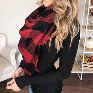 Plaid Fringe Hem Scarf